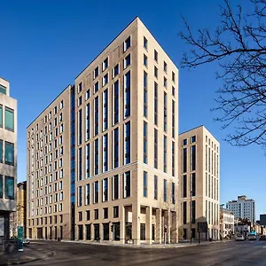 Central Southampton, Zeni Studio Apartment Southampton